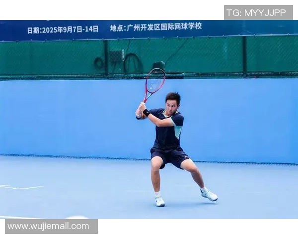 广州网球队区域防守策略解析与深度剖析网球战术的创新与应用 广州网球队区域防守策略解析与深度剖析网球战术的创新与应用