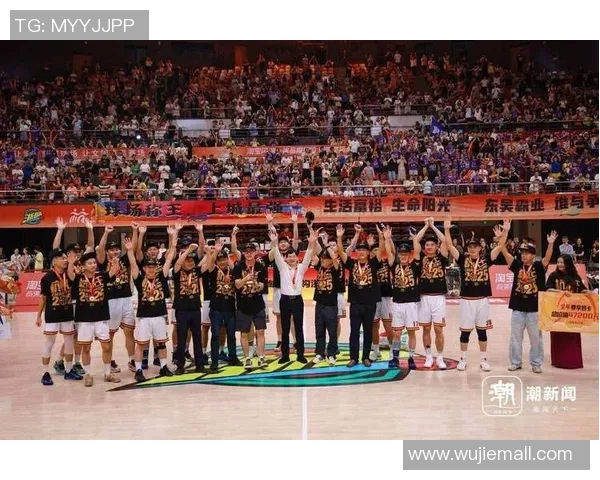 杭州攀岩队在世界街舞大赛中的精彩表现与状态分析