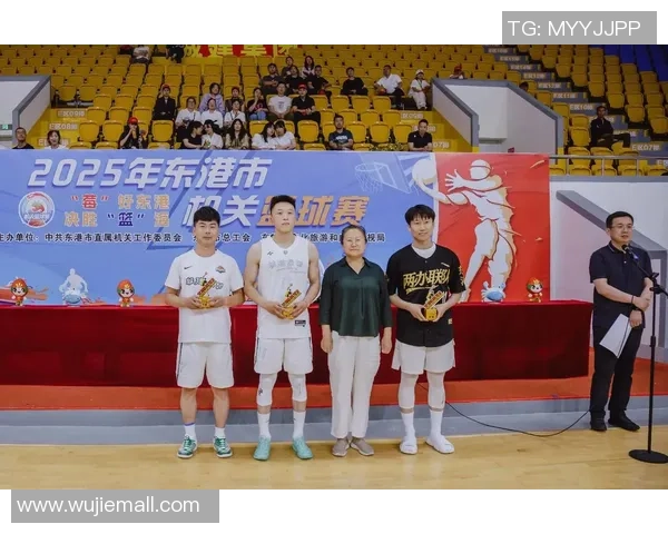 吴前的篮球之路：从少年梦想到CBA巨星的奋斗历程与成就